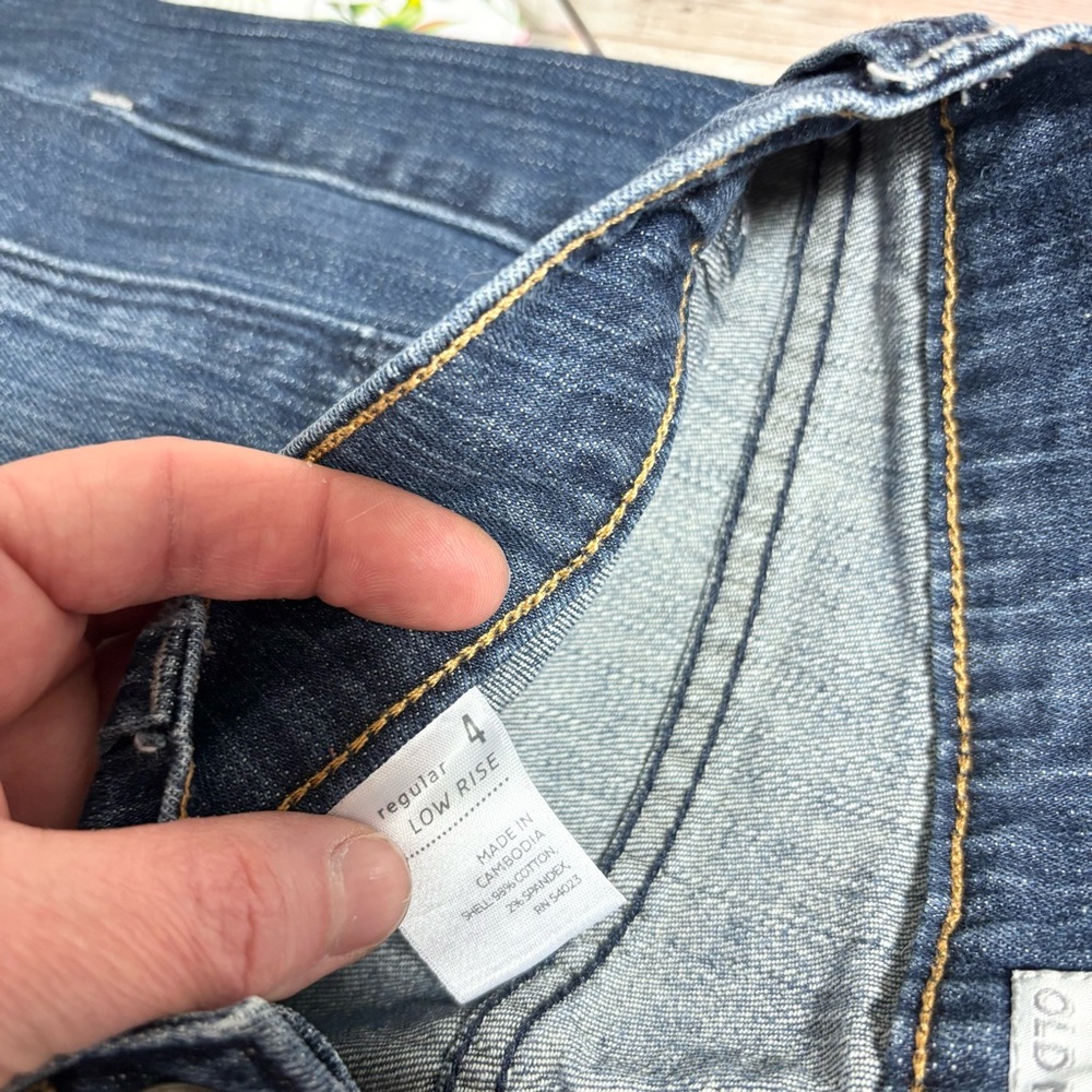 Old Navy Low Rise Denim Jean Shorts Women’s Regular Size 4 Front Pockets Spring - Picture 4 of 7